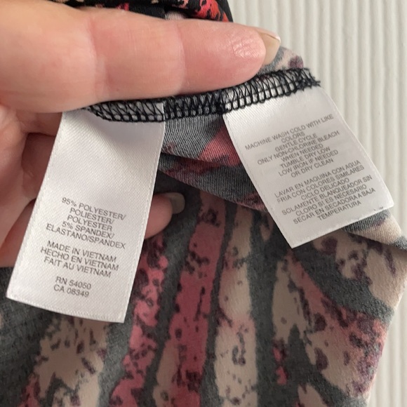 Jones Studio top - Picture 3 of 3